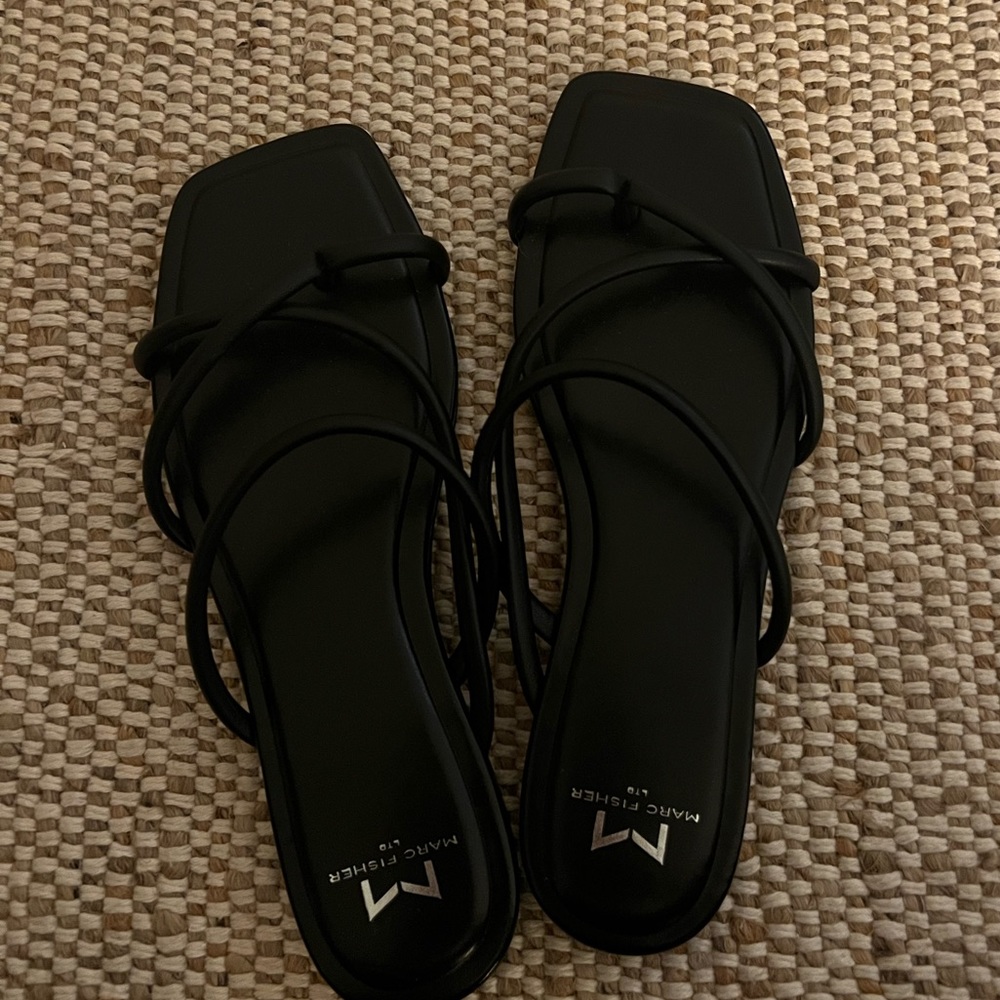 Marc Fisher Fiada Sandal (Women) - Never Worn - Black 8.5